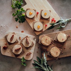 Domaine_de_Castelnau_Nesmulkintos_ančių_kepenėlės_Bloc_de_foie_gras